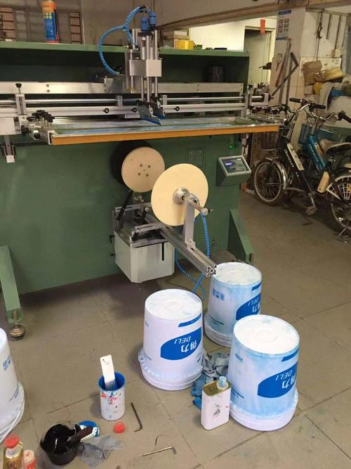 塑料桶丝印机涂料桶滚印机花盆丝网印刷机厂家